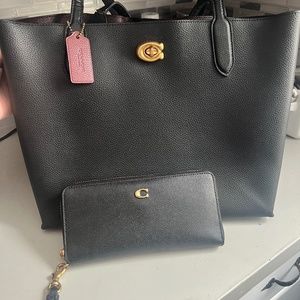 Coach Willow Tote and matching wristlet wallet